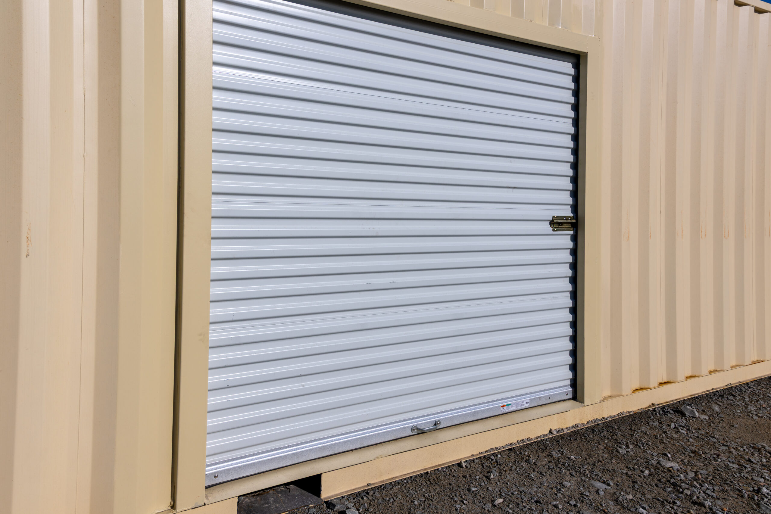 40' roll up door (2 of 8)